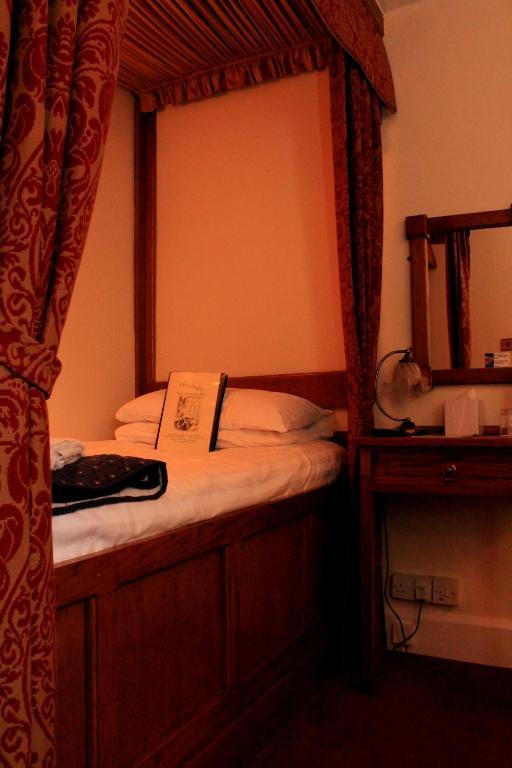 The Crown At Wells, Somerset Habitación foto