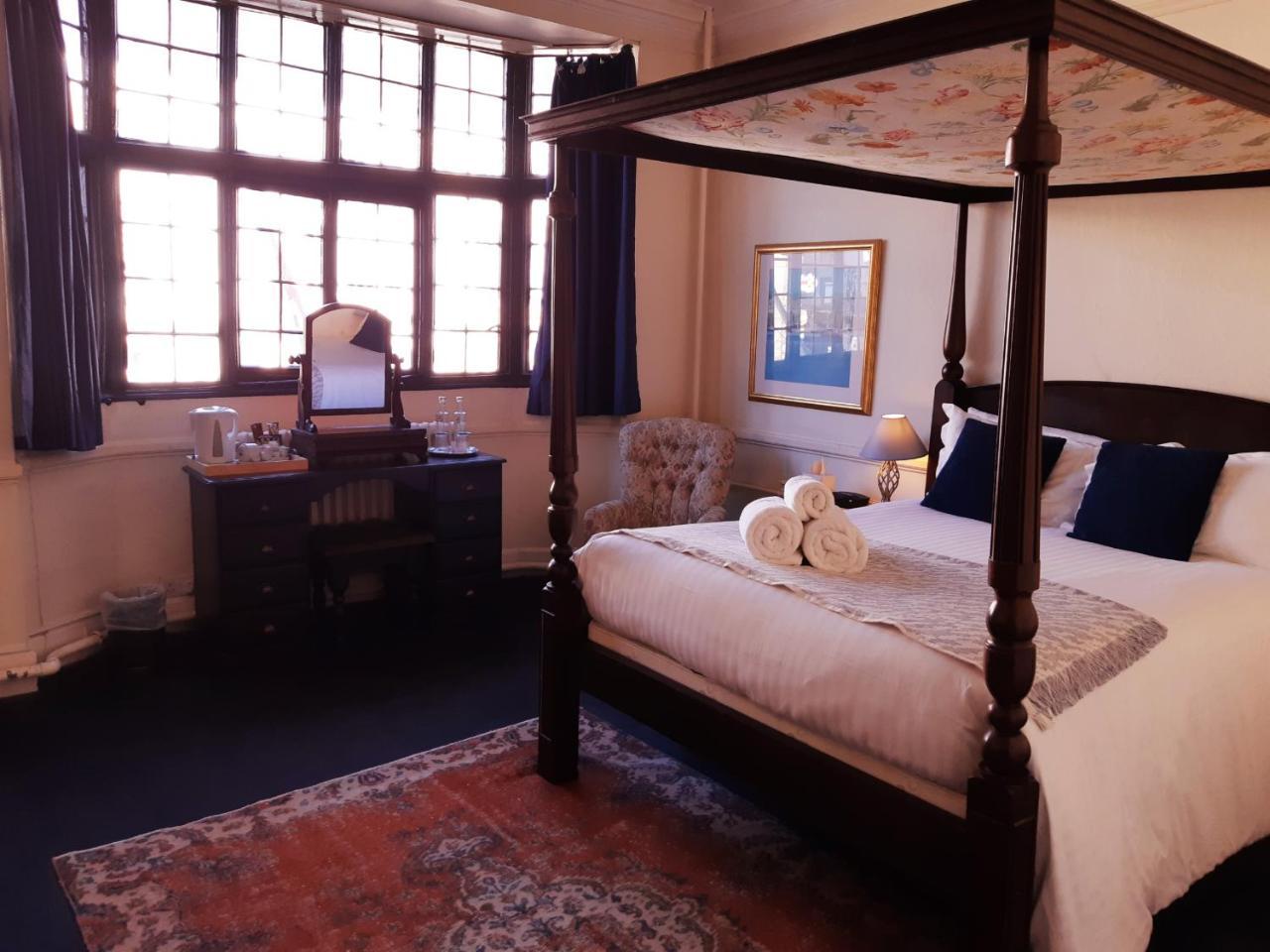 The Crown At Wells, Somerset Exterior foto